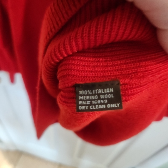J. Mclaughlin Women Red Sz Large 100% Italian Merino Wool Tiered Sleeve Sweater - Picture 5 of 6